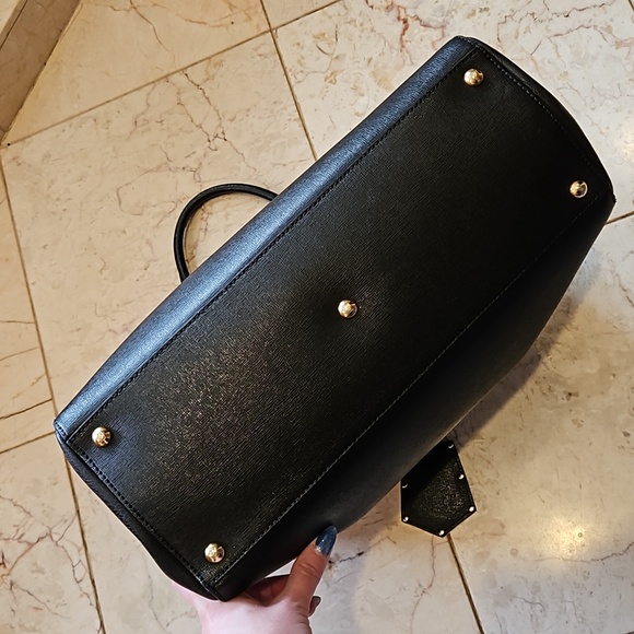 Fendi 2 Jours Black Leather Bag - Picture 3 of 15